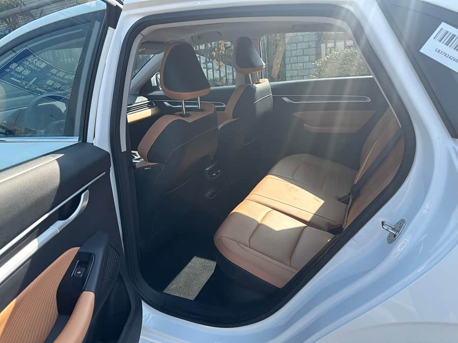 GEELY Emgrand 2024 car image #10