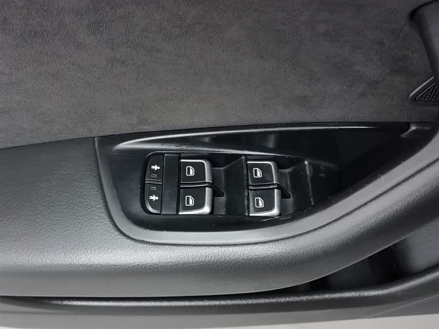 Audi S6 2013 immagine di auto #10