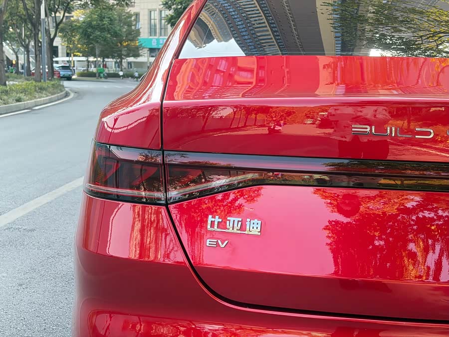 BYD Qin Plus 2022 صورة سيارة #10