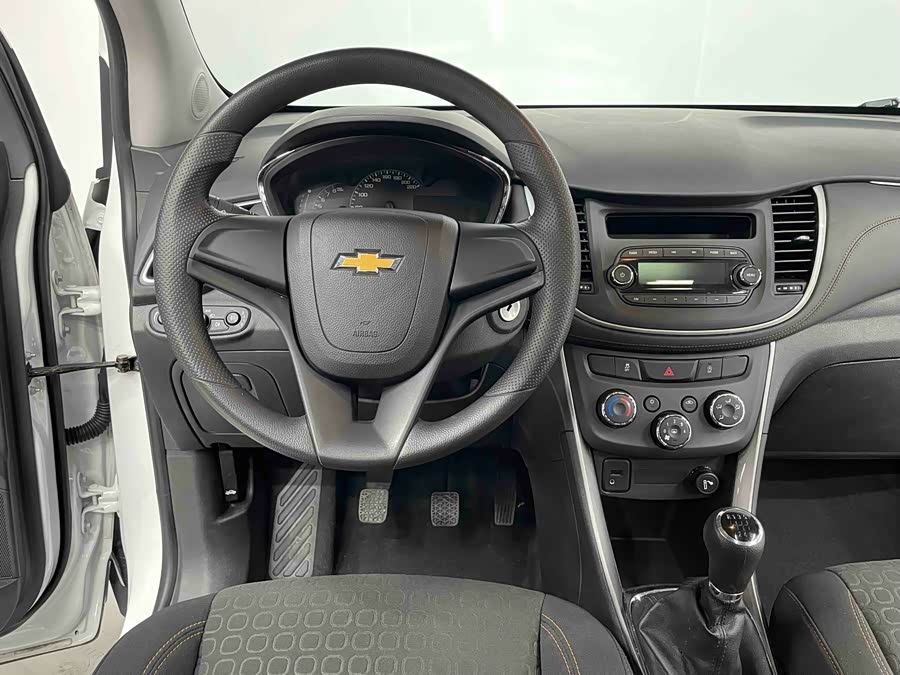 Chevrolet Tracker 2016 car image #10