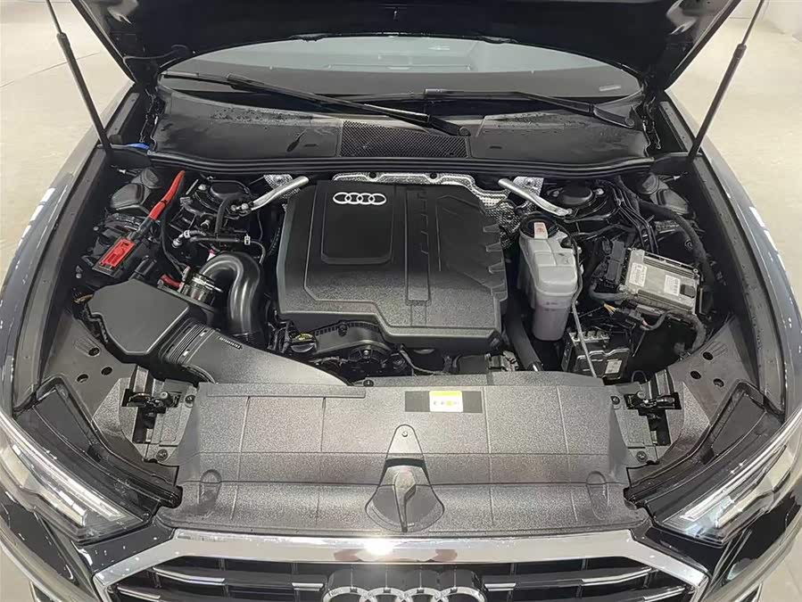 Audi A6L 2025 car image #10