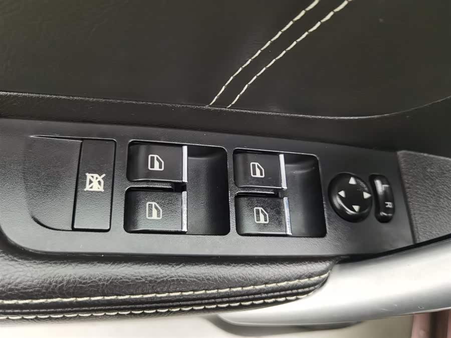GEELY Emgrand 2016 car image #10