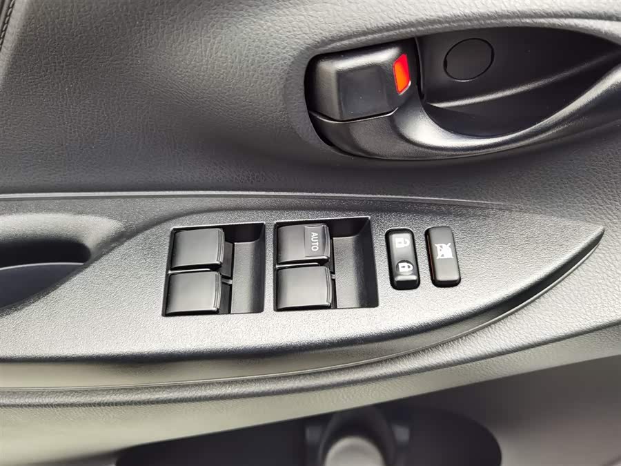Toyota Yaris L Zhixuan 2019 immagine di auto #10