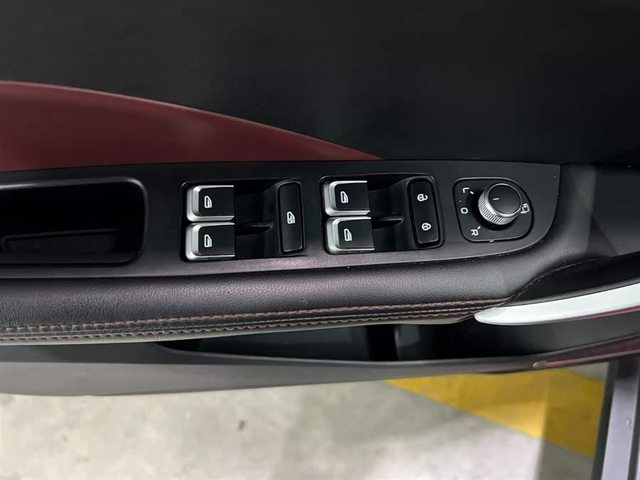 GEELY Coolray 2021 car image #10
