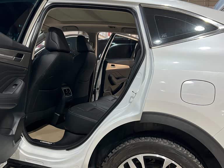 Haval F7 2019 car image #10