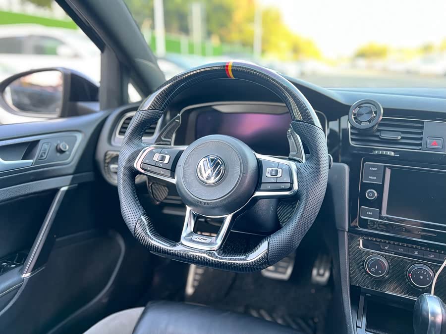 Volkswagen Golf 2018 #10 Volkswagen Golf 2018 car image #10