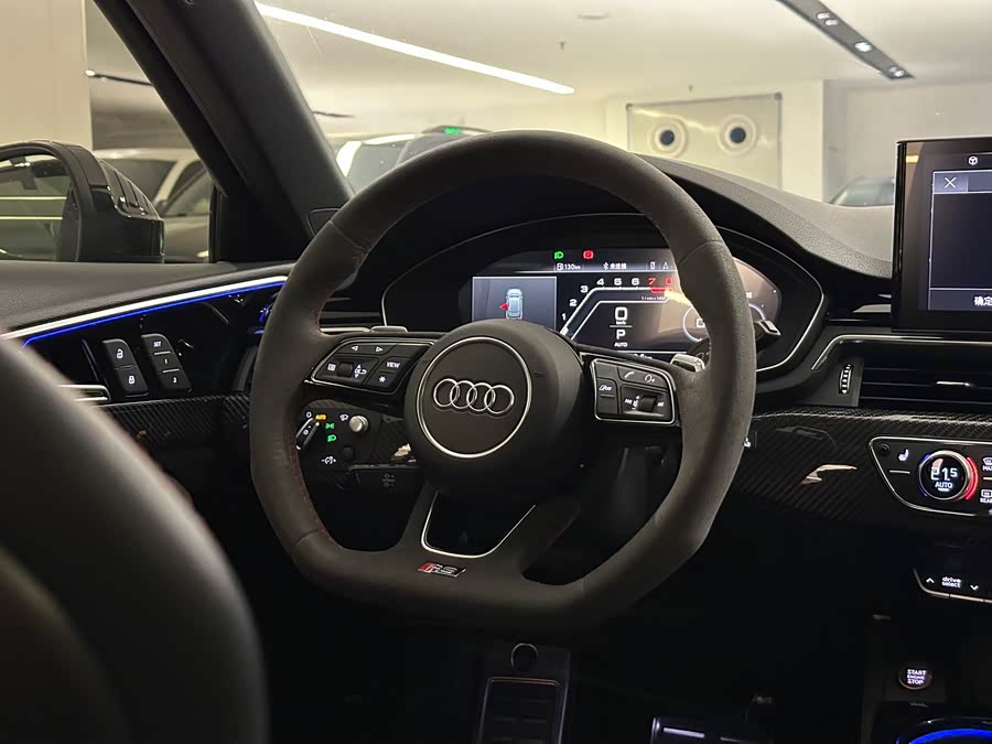 Audi RS 4 2022 immagine di auto #10