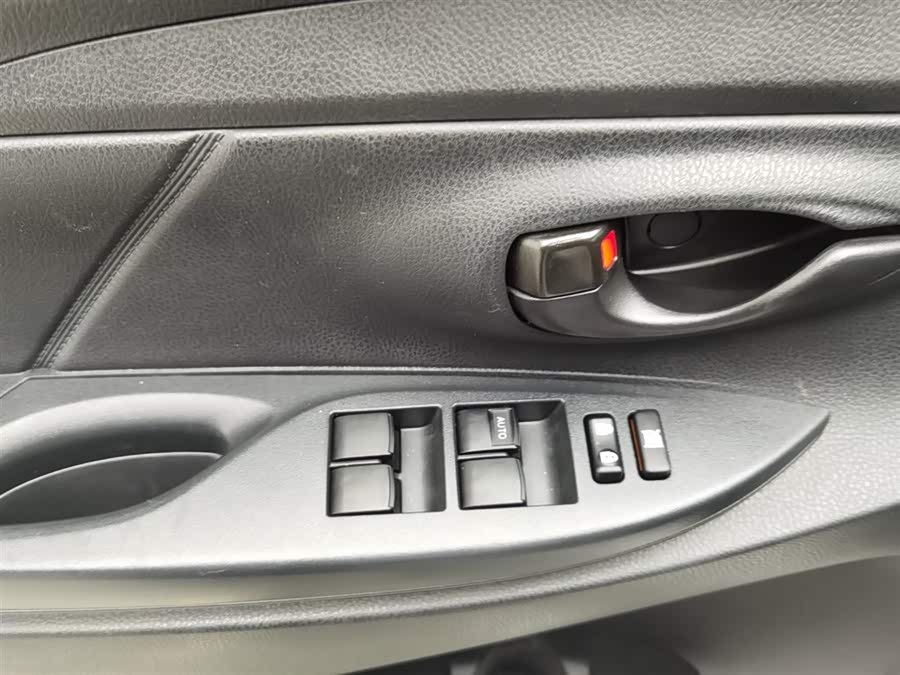 Vios 2022 car image #10