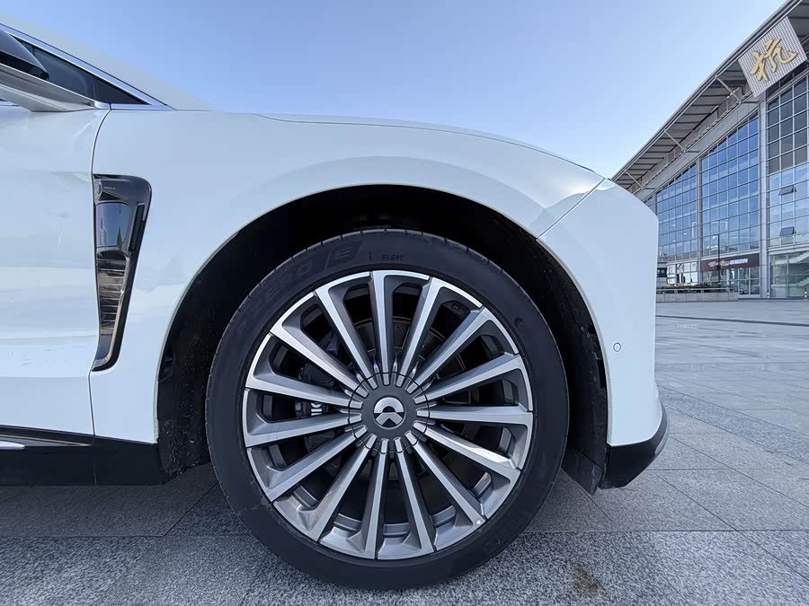 蔚来 蔚来ET9 2024 汽车图片 #10