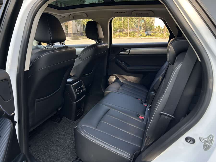 BYD Tang 2018 car image #10