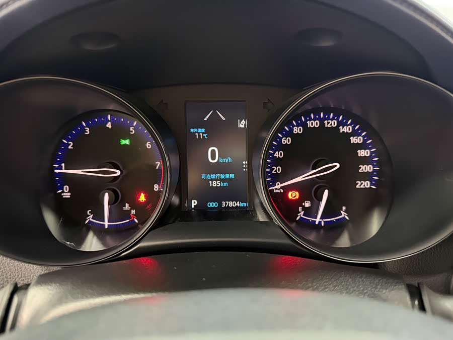 Toyota C-HR 2022 изображение автомобиля #10