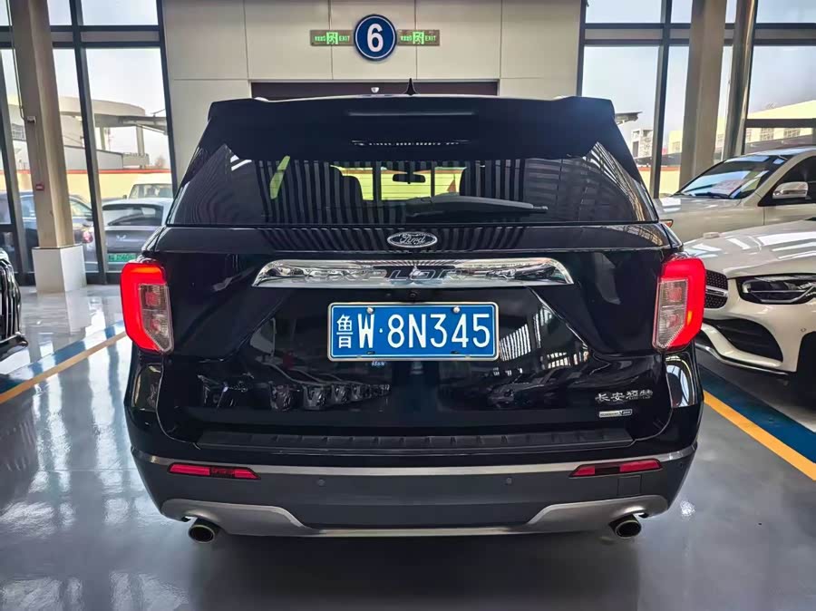 Ford Explorer 2021 car image #10