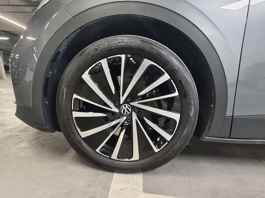 Volkswagen ID.4 X 2022 immagine di auto #10