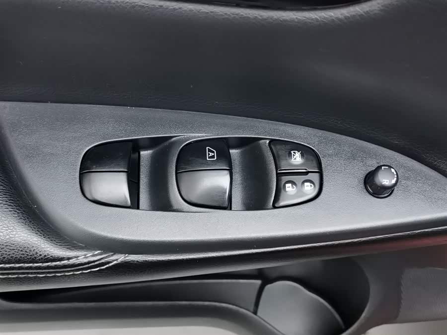 日产 骐达TIIDA 2020 汽车图片 #10