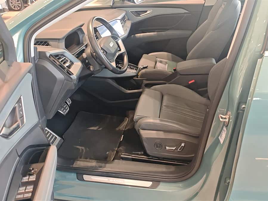 Audi Q5 e-tron 2023 immagine di auto #10