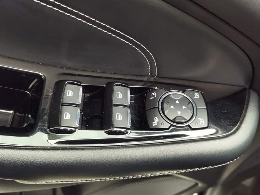 Ford Edge 2021 car image #10
