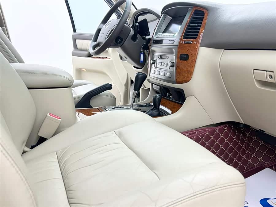 Toyota Land Cruiser 2005 immagine di auto #10