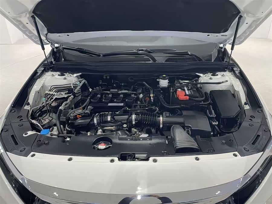 Honda Accord 2020 car image #10