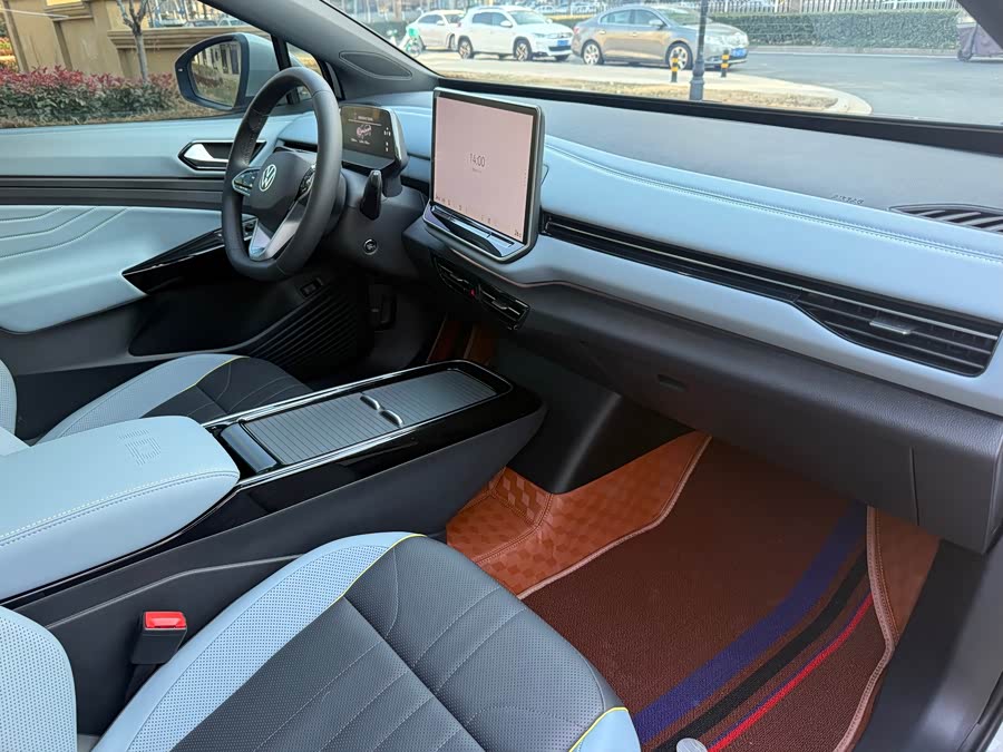 Volkswagen ID.4 X 2025 immagine di auto #10