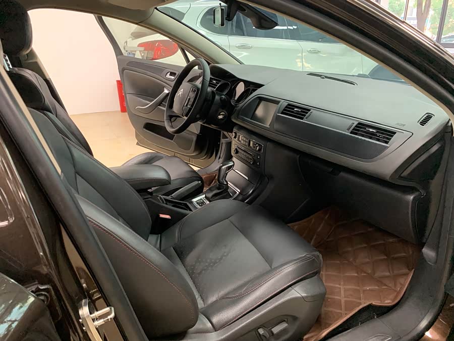 Citroen C5 2015 изображение автомобиля #10