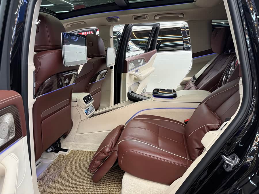 Mercedes-Benz Maybach GLS 2022 car image #10