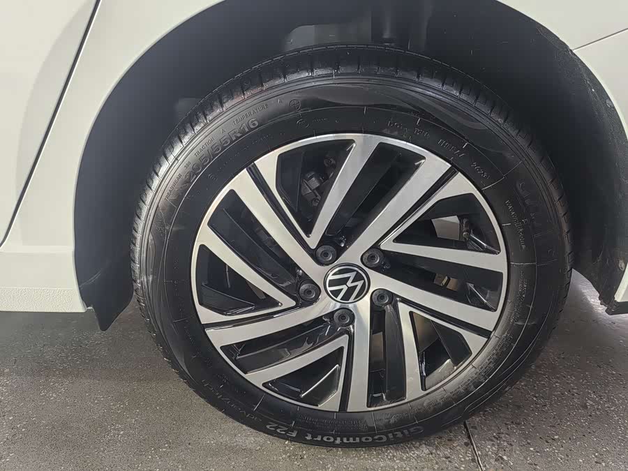 Volkswagen Lavida 2024 immagine di auto #10