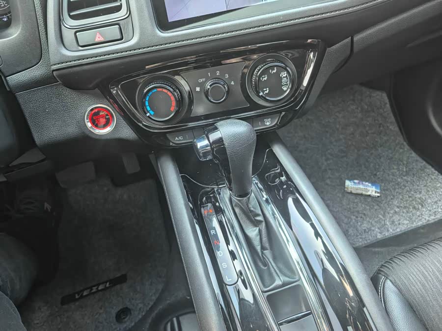 Honda VEZEL 2022 #10 Honda VEZEL 2022 car image #10