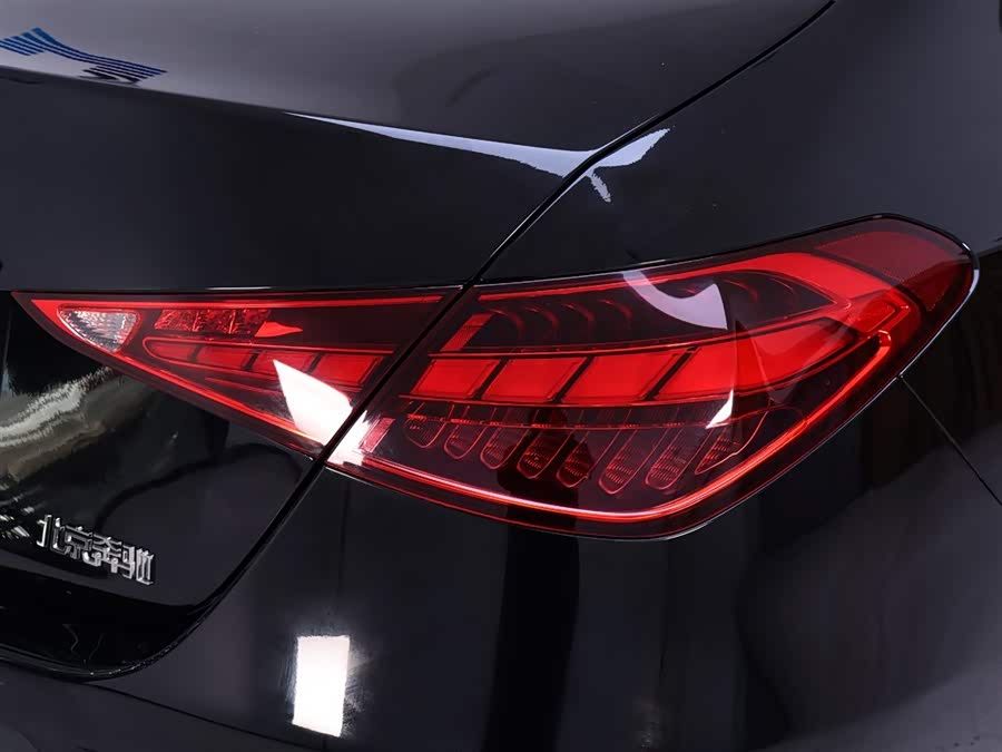 Mercedes-Benz C Class 2025 car image #10