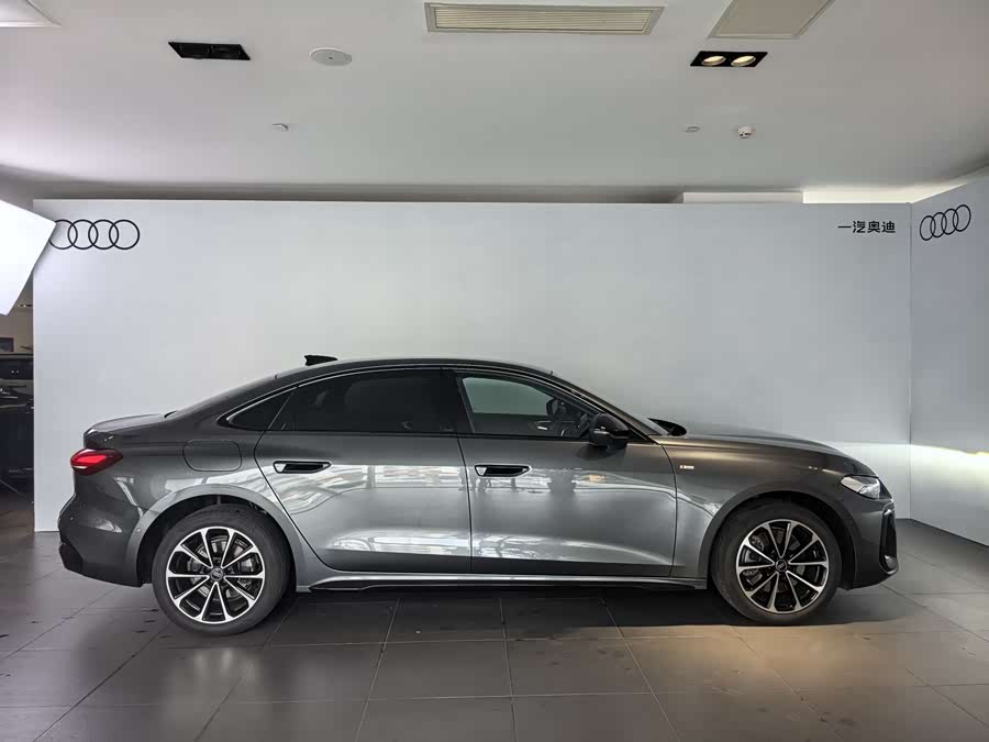 Audi FAW Audi A5L 2025 #10 Audi FAW Audi A5L 2025 immagine di auto #10