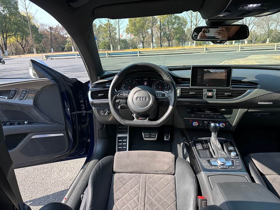 Audi RS 7 2015 imagen de coche #10