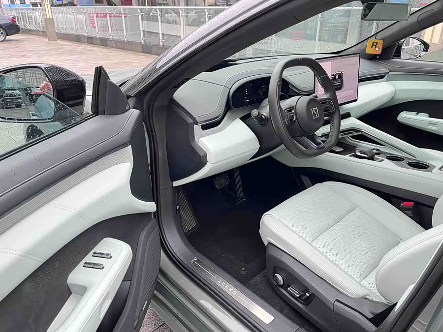 极氪 极氪001 2024 汽车图片 #10