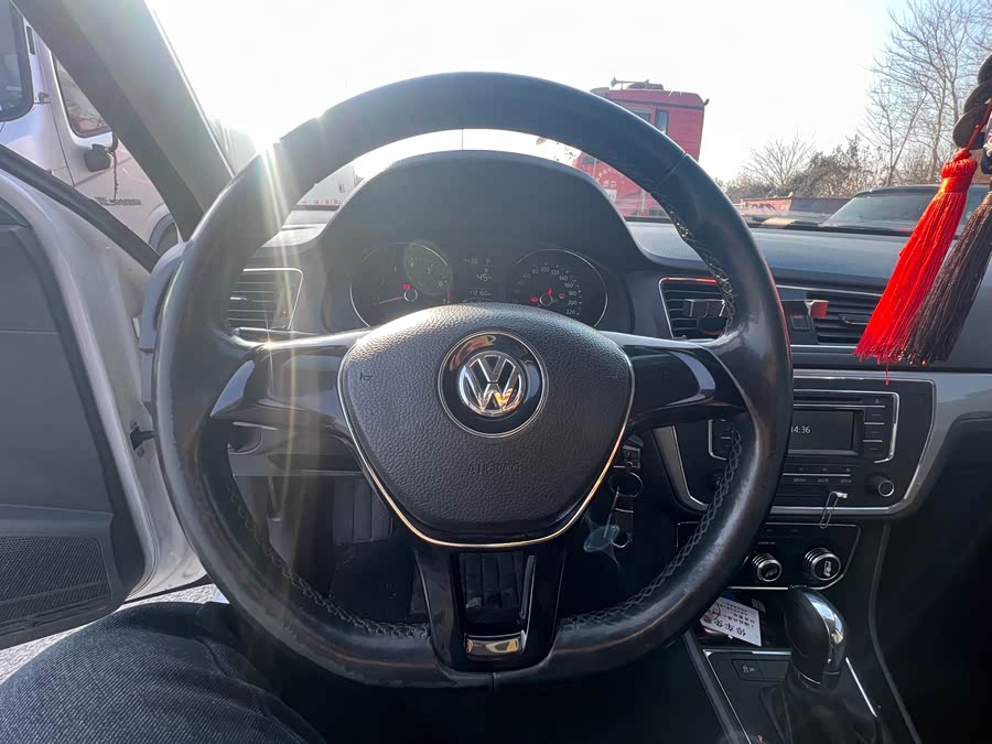 Volkswagen Lavida 2016 car image #10