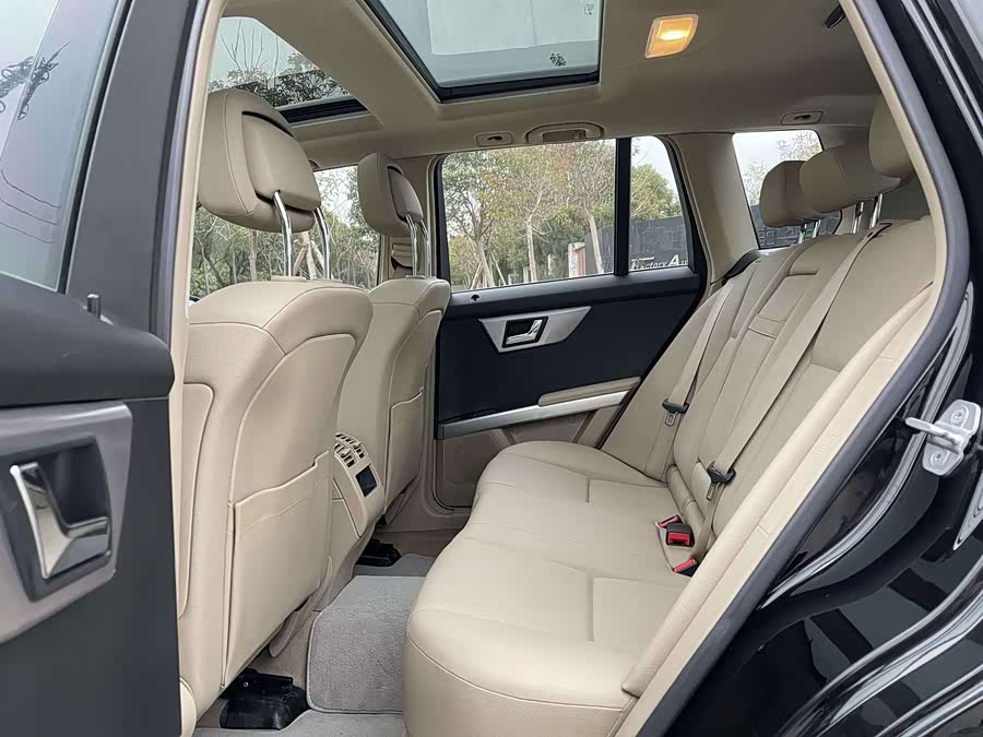 Mercedes-Benz GLK Class (Imported) 2011 #10 Mercedes-Benz GLK Class (Imported) 2011 car image #10