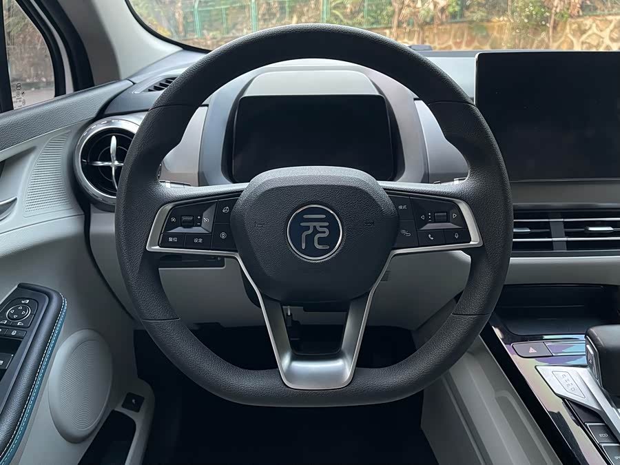 BYD Yuan Pro 2023 car image #10