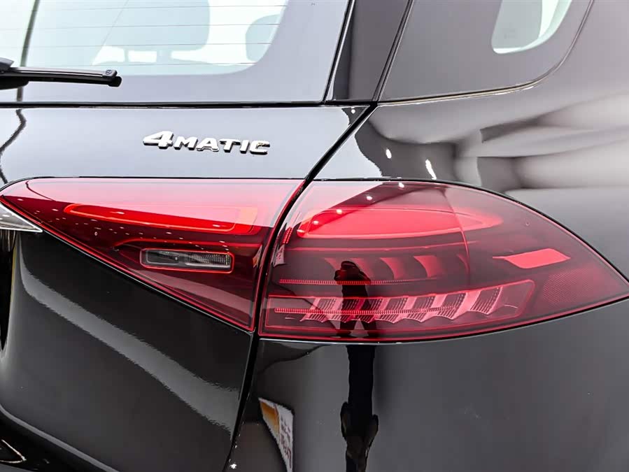 Mercedes-Benz GLE Class 2023 car image #10