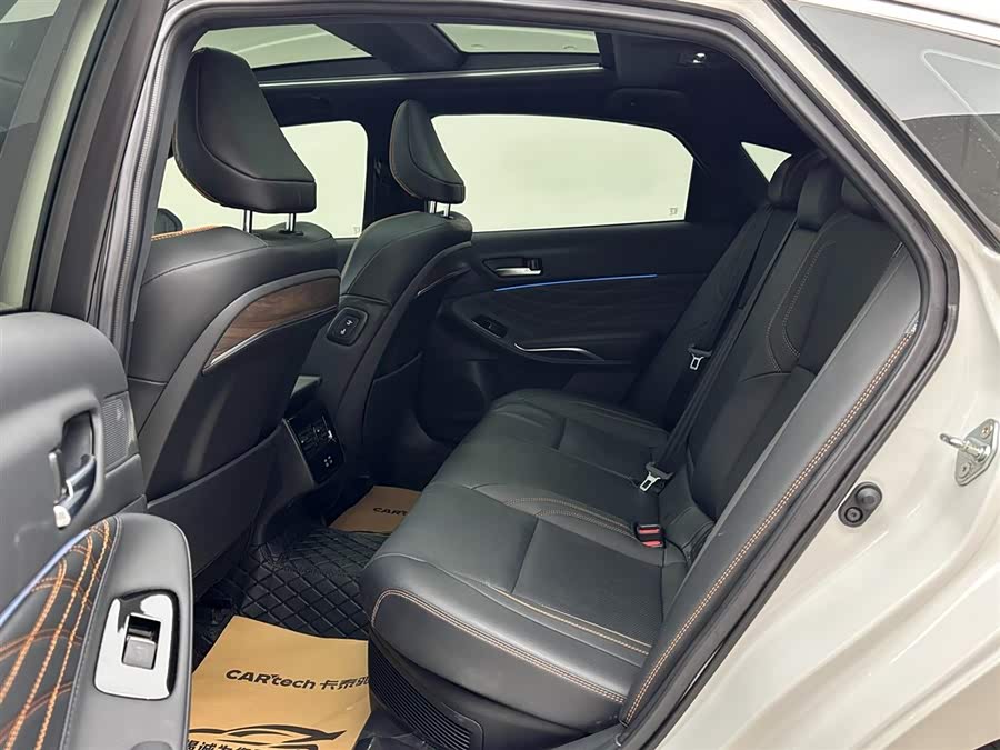 Toyota Avalon 2024 car image #10