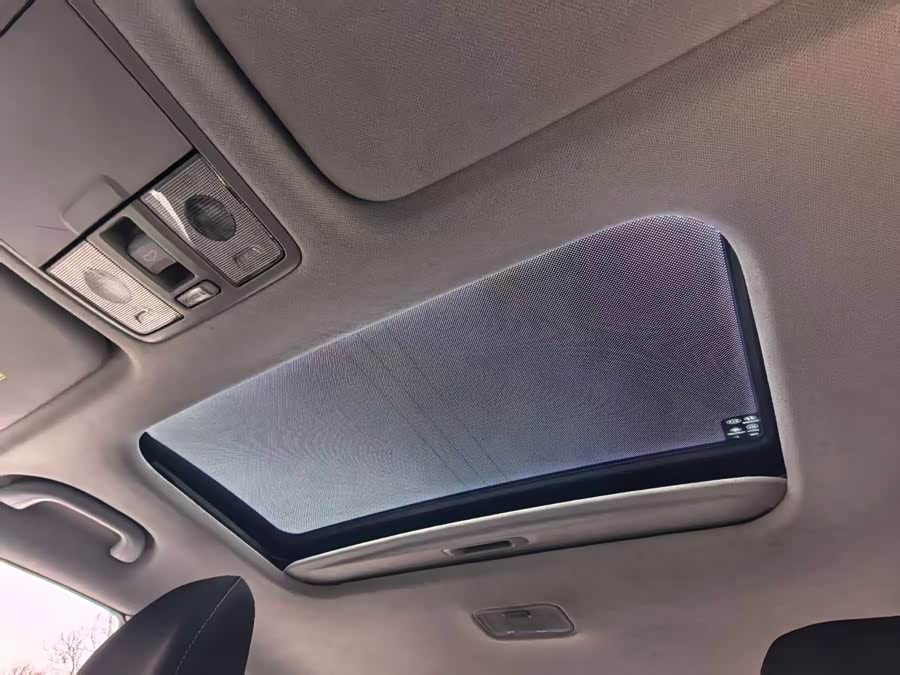 Kia K3 2015 car image #10