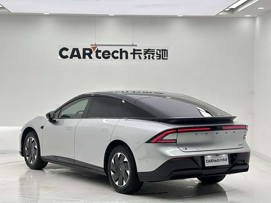 Xpeng P7+ 2025 #10 Xpeng P7+ 2025 car image #10