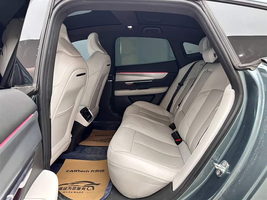 Xpeng P7 2023 immagine di auto #10