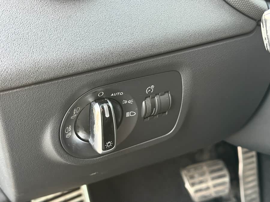 Audi TT 2013 #10 Audi TT 2013 car image #10