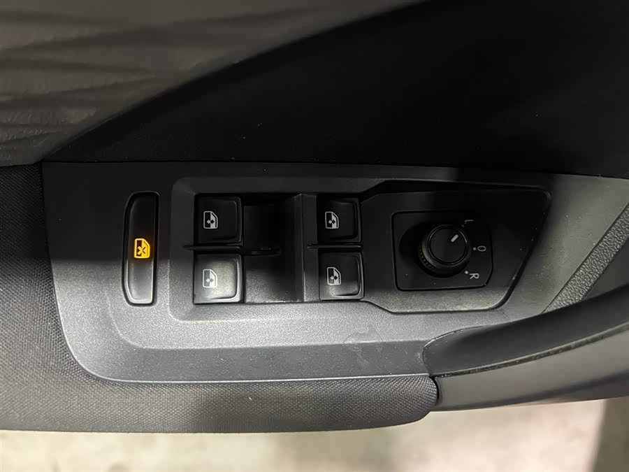Volkswagen Tharu 2021 #10 Volkswagen Tharu 2021 car image #10