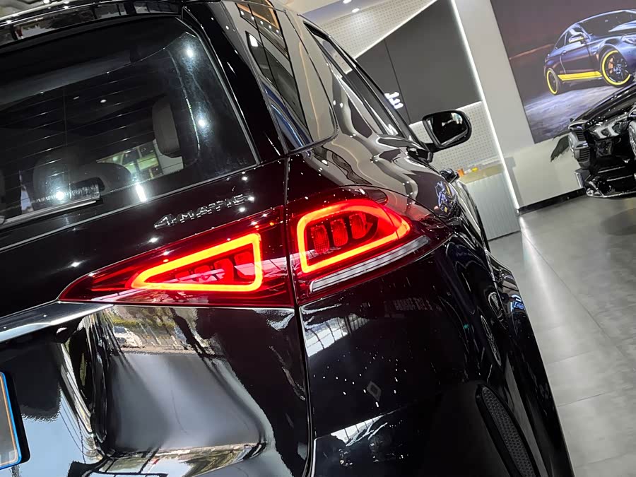 Mercedes-Benz GLE Class 2019 #10 Mercedes-Benz GLE Class 2019 car image #10