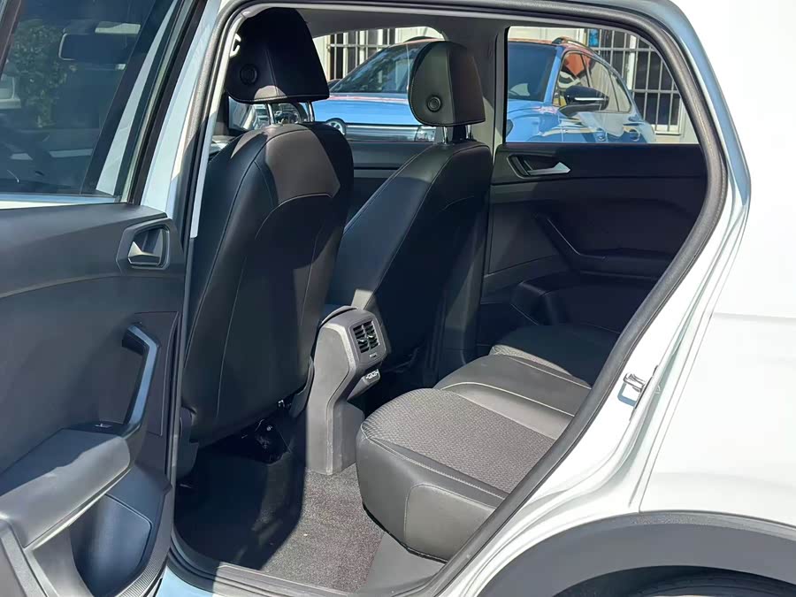 Volkswagen Tacqua 2023 #10 Volkswagen Tacqua 2023 car image #10