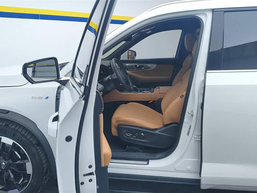 GAC Trumpchi ES9 2023 #10 GAC Trumpchi ES9 2023 car image #10