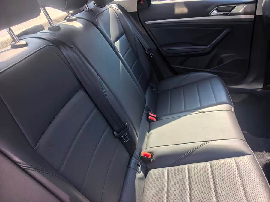 Volkswagen Lavida 2019 #10 Volkswagen Lavida 2019 car image #10