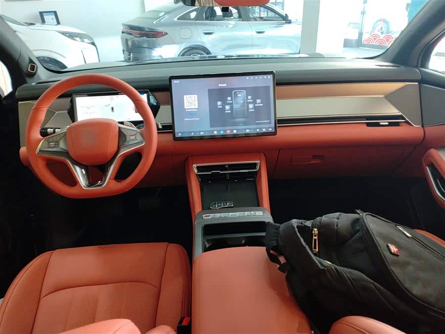 BYD Tang L 2025 car image #10