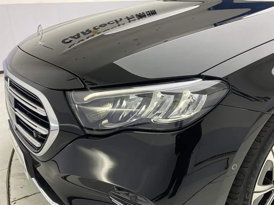 Mercedes-Benz E Class 2025 car image #10
