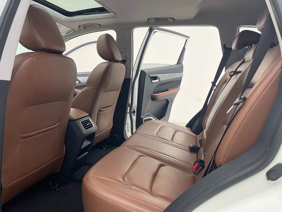 GEELY Vision X6 2023 car image #10