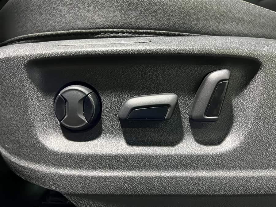 Volkswagen Tharu 2021 #10 Volkswagen Tharu 2021 car image #10