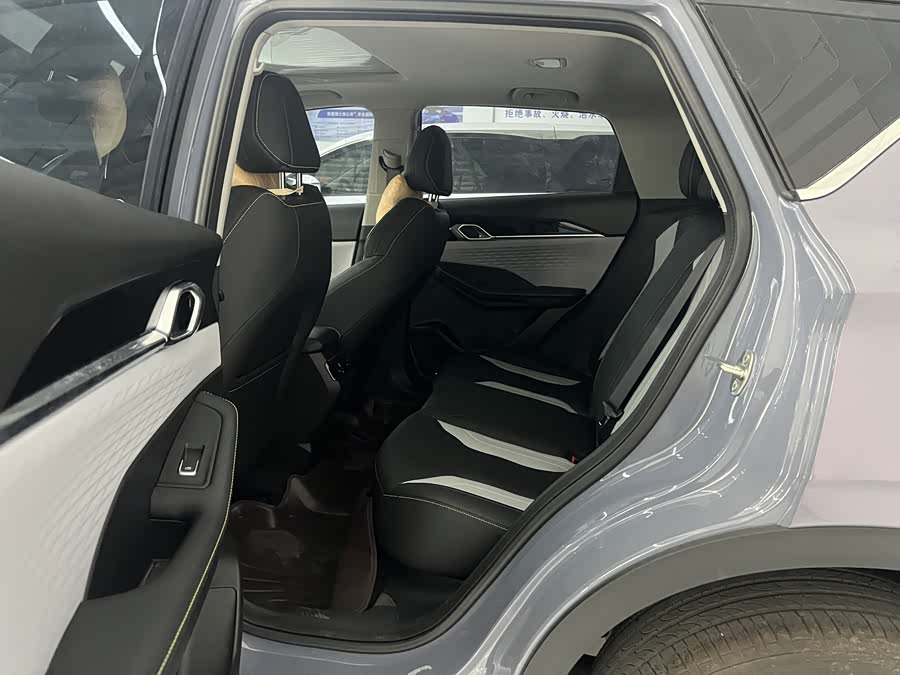 GEELY Coolray 2023 #10 GEELY Coolray 2023 car image #10